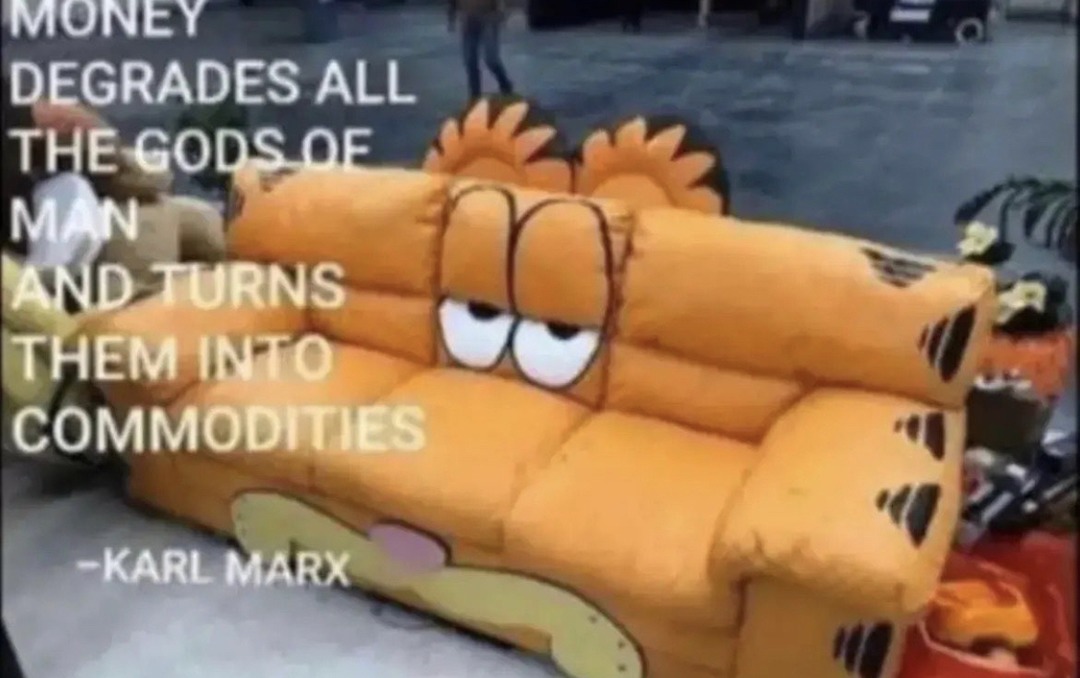 Garfield couch - meme