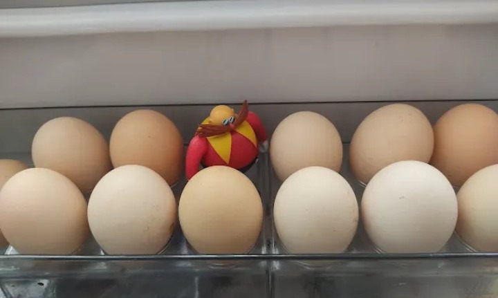 Encuentra al impostor - meme