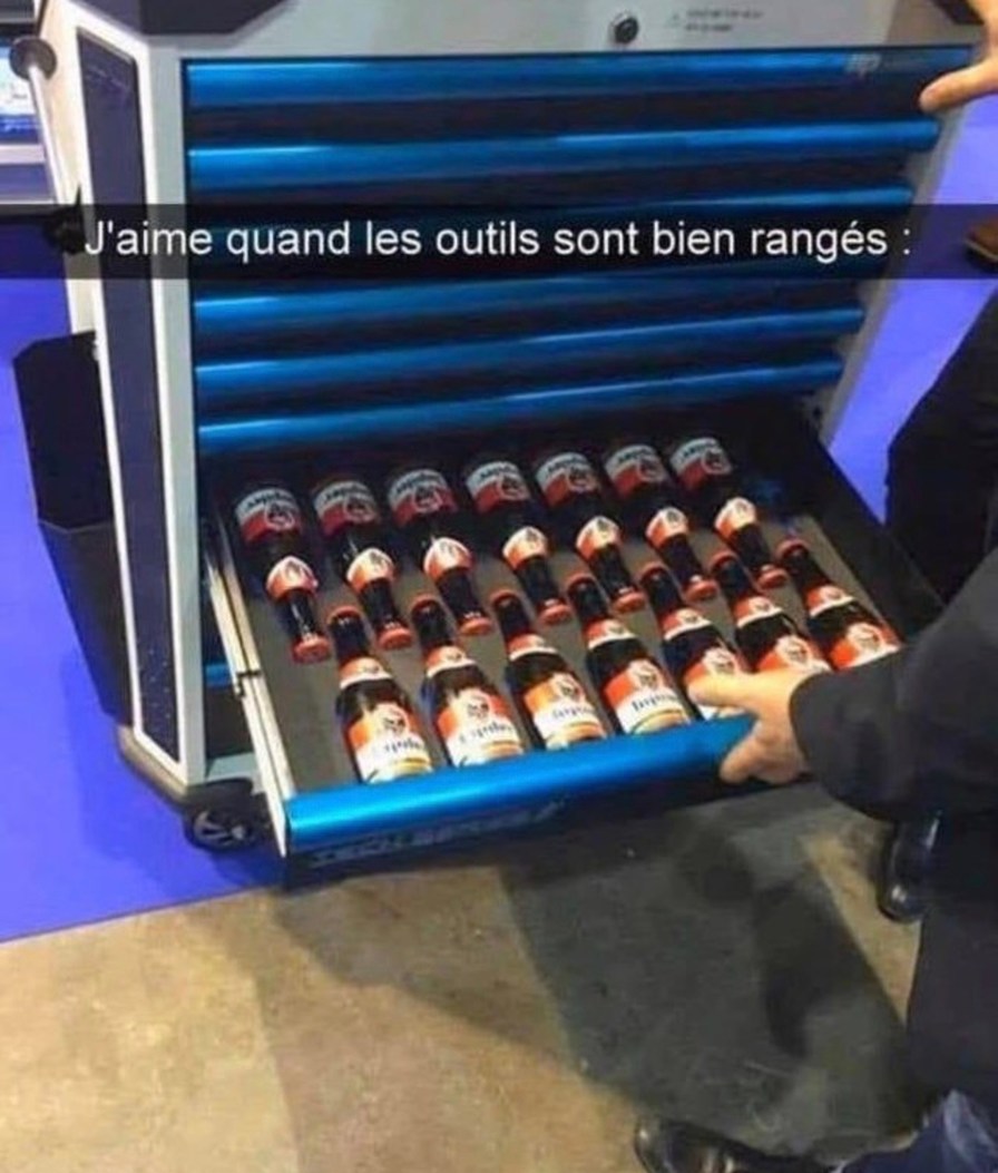 Quand les outils sont bien rangés, ça me fait vibrer - meme