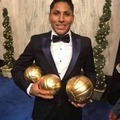 el unico futbolista ganador de 3 balon de oro