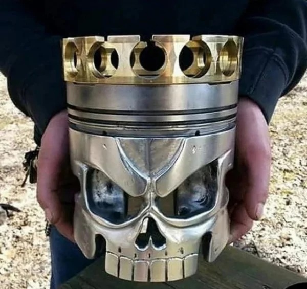 a piston-king? - meme