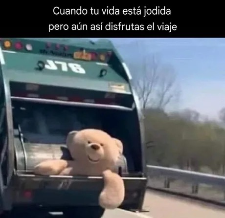 Hay que disfrutar de la vida - meme