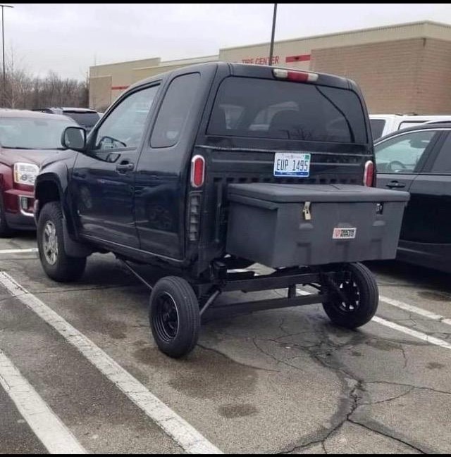 Check out the ass on that truck - meme