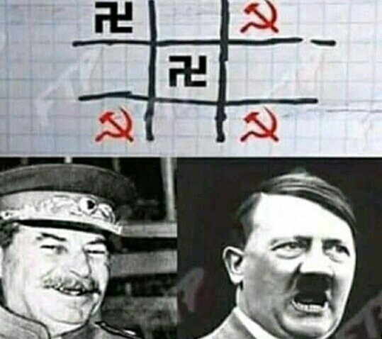 Stalin vs Hitler - meme