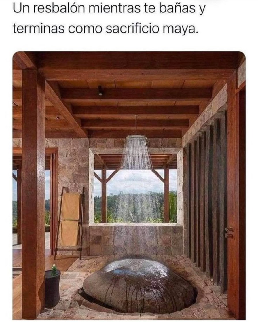 meme de un diseño curioso de una ducha