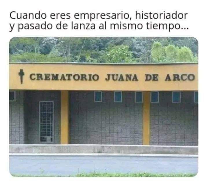 Cuando eres empresario, historiador y también un villano legendario - meme