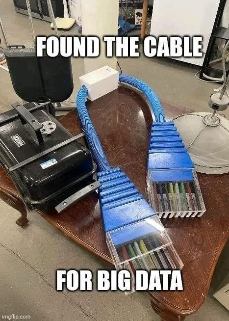el cable gordo del BIG DATA - meme