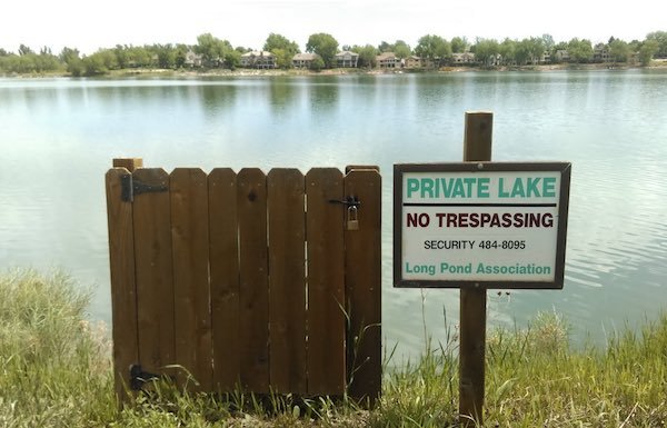 No trespassing - meme