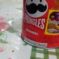 acabo de comprar Pringles y anda algo raro?