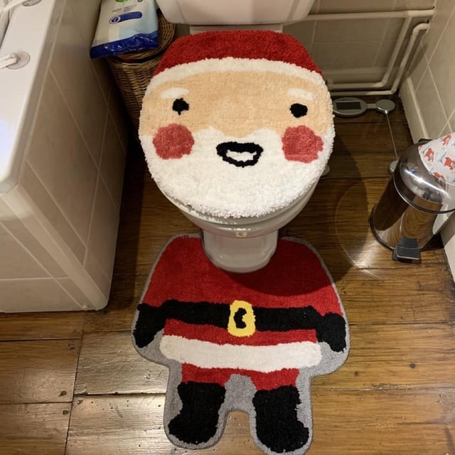 Santa claus toilet - meme