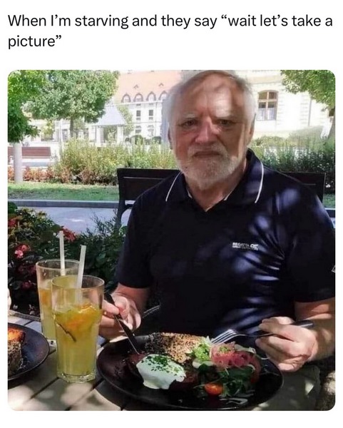 Omg i haven't seen hide the pain Harold in so long lol - meme