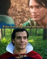 Si la película de blancanieves fuera buena - meme