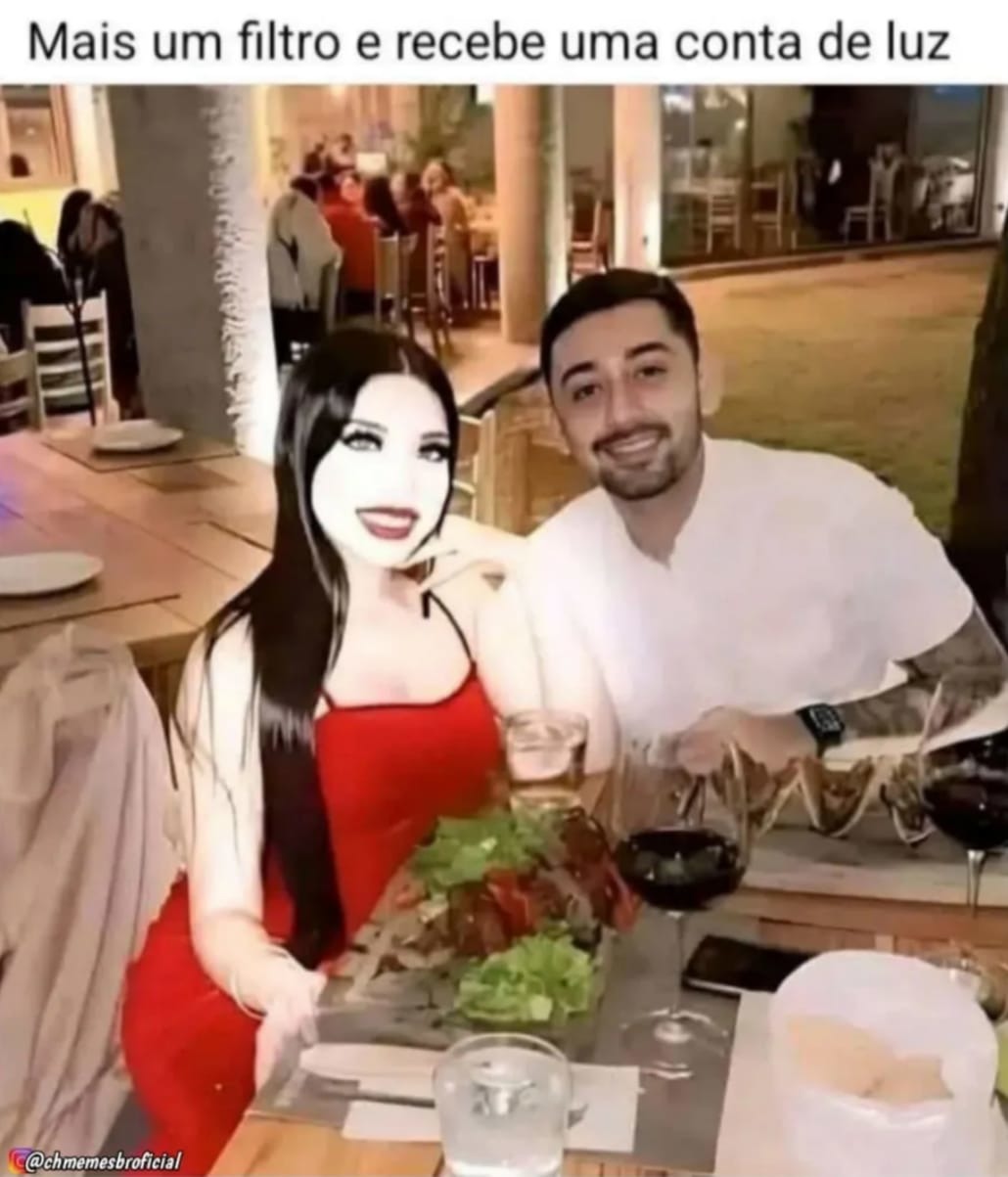 Mulher iluminada - meme