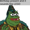 Shaking my birthday present and it sounds like lego