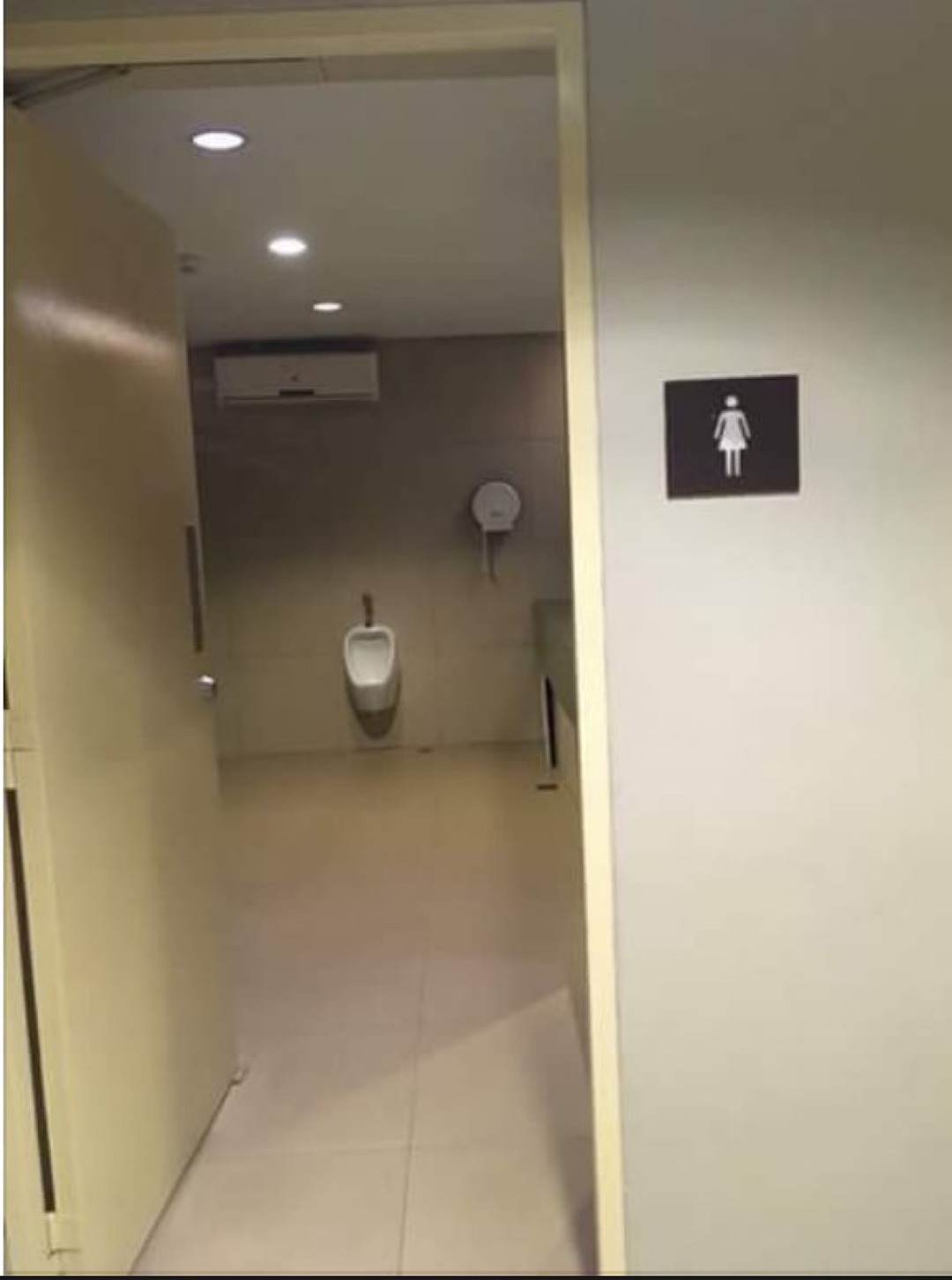 les toilettes en Thaïlande - meme