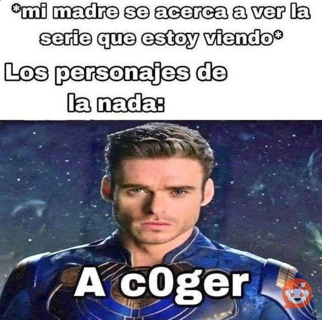 Cuando tu madre ve lo que estás viendo y ya planea la purga - meme