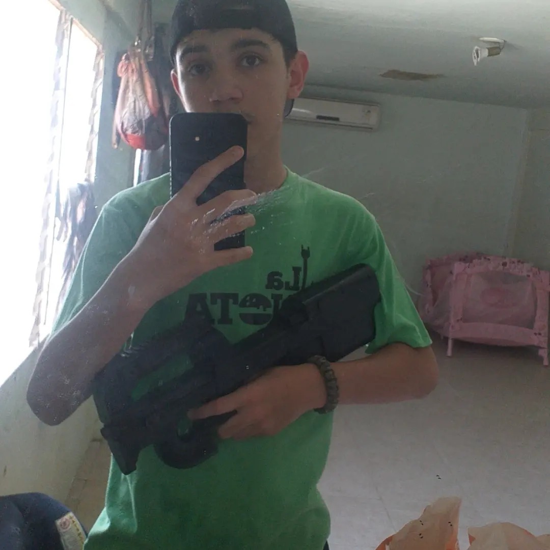Face reveal :v - meme