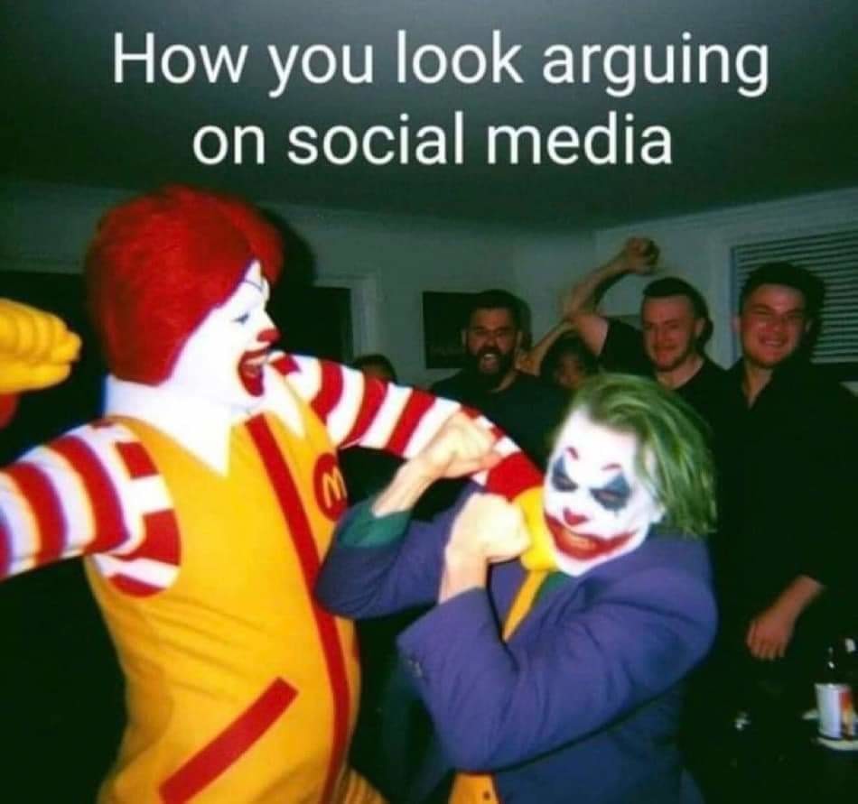 Y'all clownin' - meme